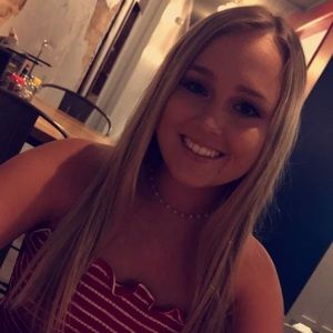 Meet your Posher, Madelyn